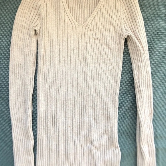 2 Jeans&Tops, 1 Pants for the Price of 1 - Picture 8 of 8